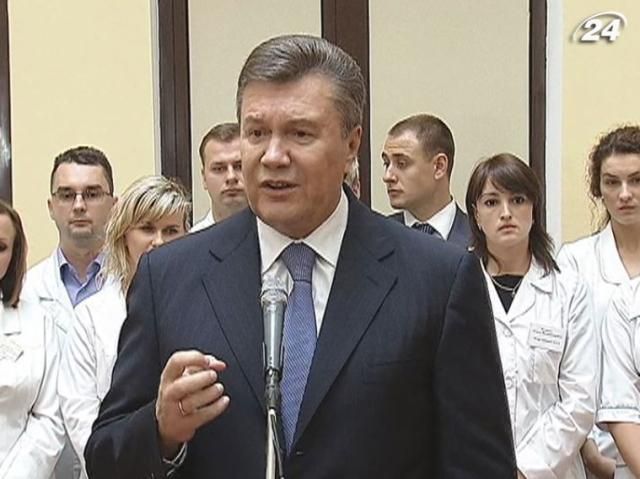 Янукович заявив про ріст інвестицій, коли Держстат звітує про відтік