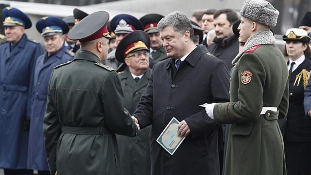 Пока в Украине война, инвестиций ожидать не стоит, — Президент