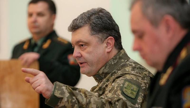 Порошенко хоче, щоб Україна продавала ще більше нової зброї