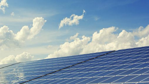 Инвестиции в солнечную энергетику: как бизнес стимулирует развитие отрасли
