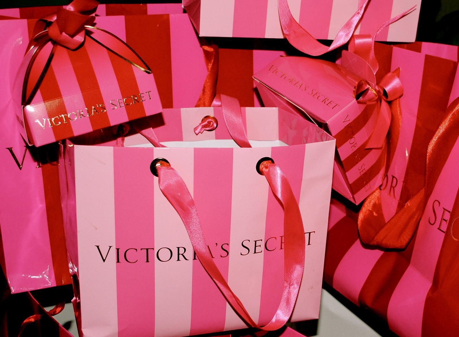 Victoria's Secret продают