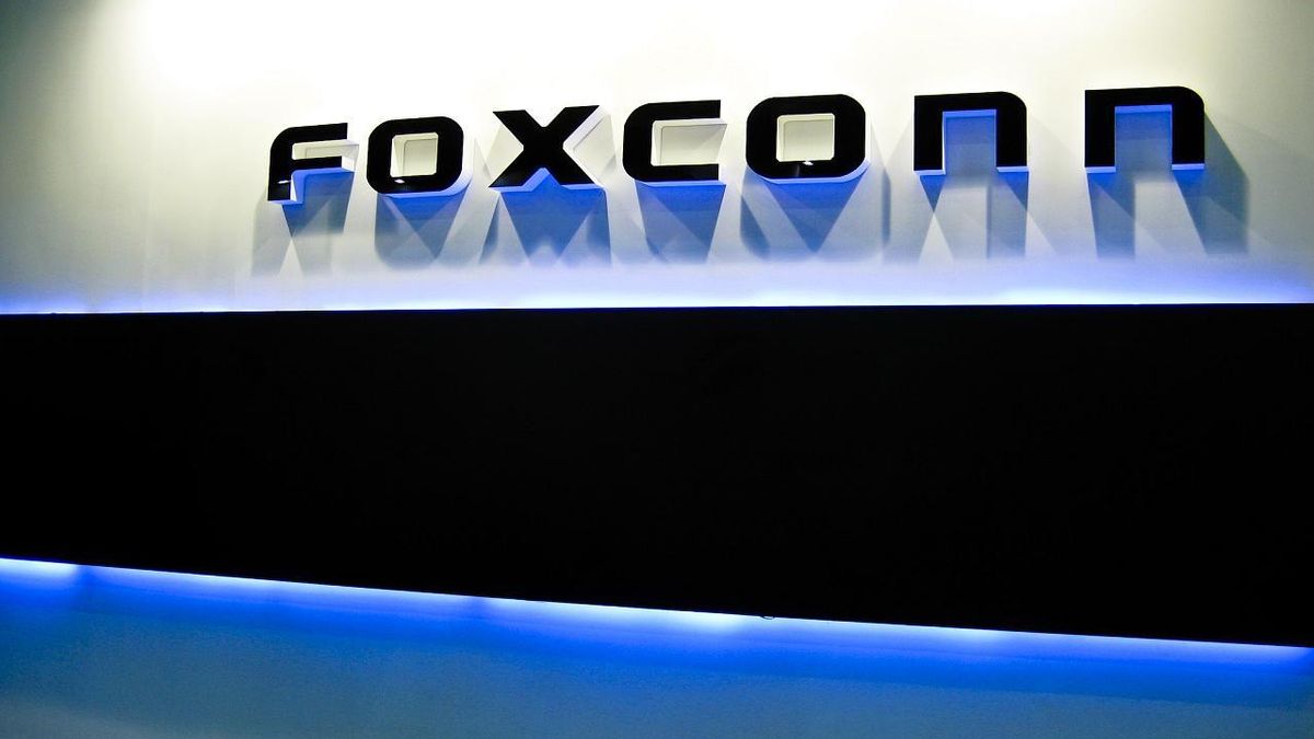 Компанія Foxconn планує захопити 10% ринку електрокарів 