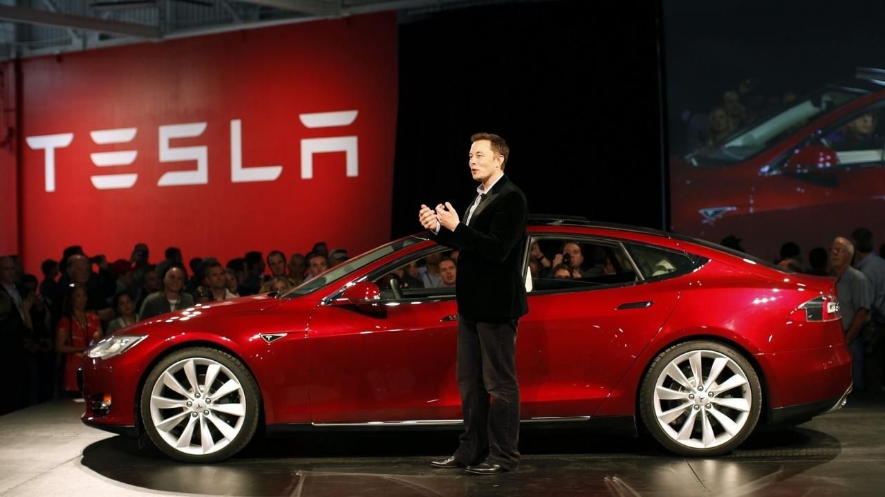 Вартість Tesla близька до 500 млрд доларів: статки Ілона Маск ростуть 