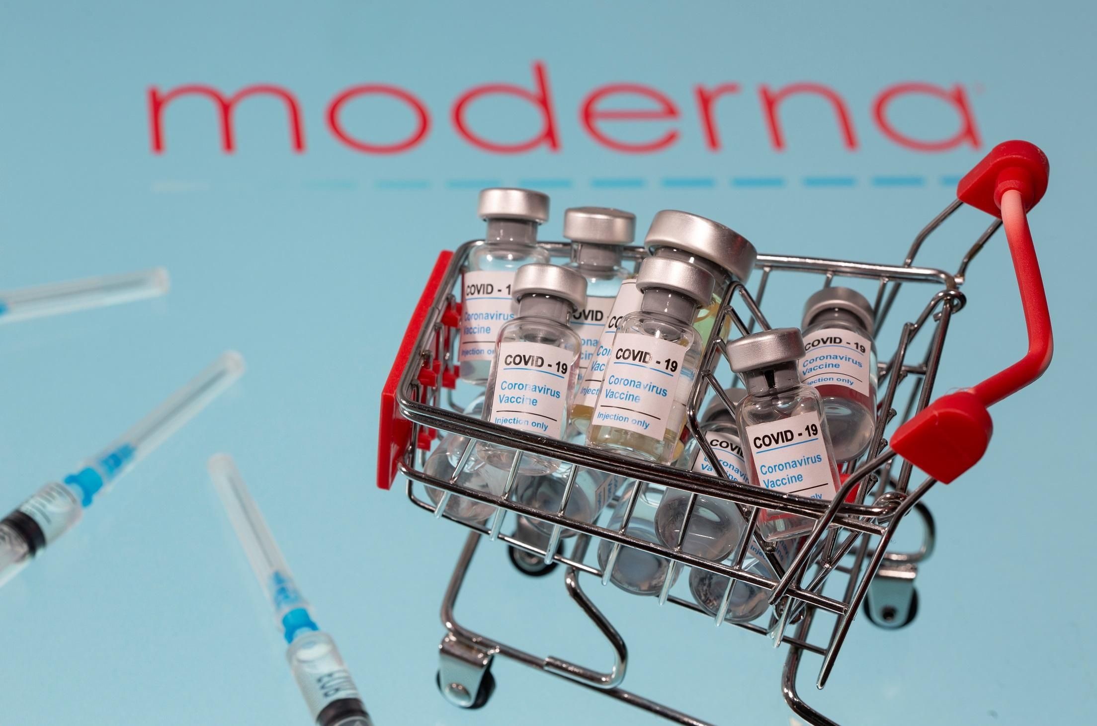 Акции Moderna упали на 10% из-за аллергии на их вакцину от COVID-19