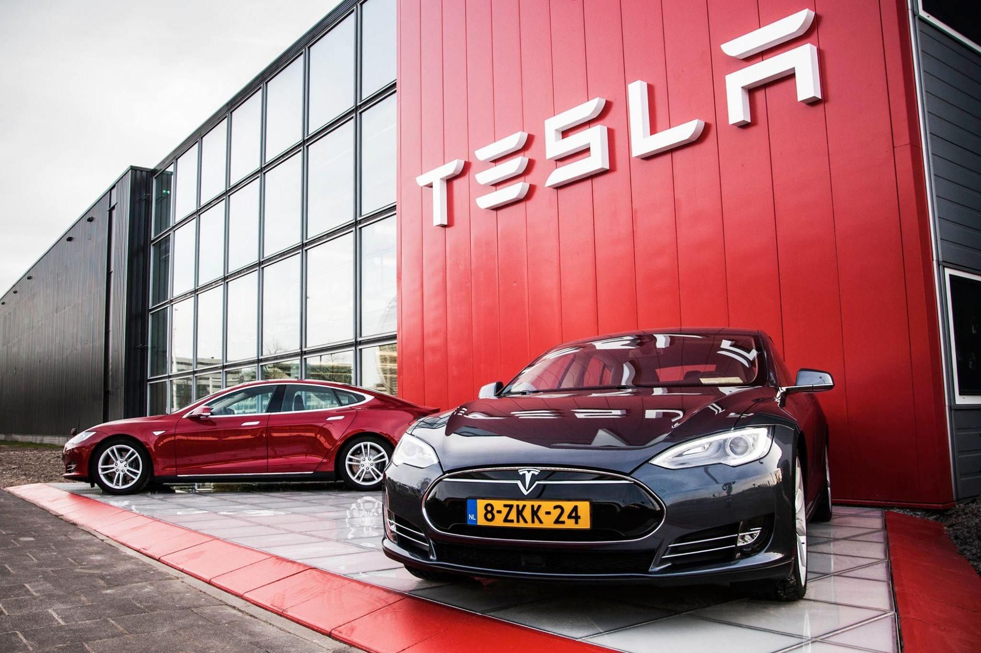 Компанія Tesla виходить на ринок Індії та планує будівництво ще одного заводу