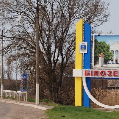 Россияне обстреляли поселок на Херсонщине: погибли три человека – СМИ