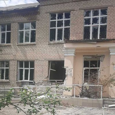 Оккупанты разбомбили школу-интернат в Николаевской области: ужасные фото последствий