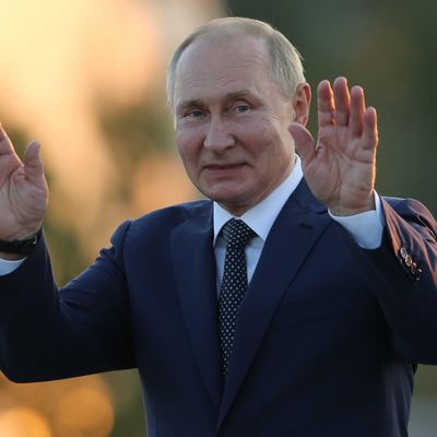 Путин повелся на "пророчества", которые уже погубили Януковича
